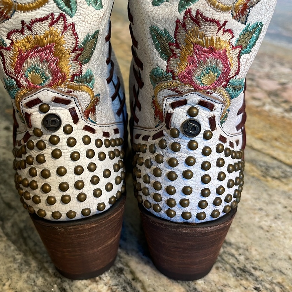 Double D Ranch Ivory Floral Embroidered Western Boots with Brown Trim - Picture 5 of 9